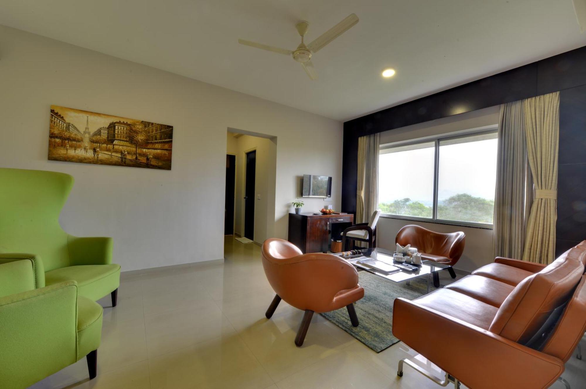 The Fern Residency, Vadgaon - Talegaon, Pune Kültér fotó