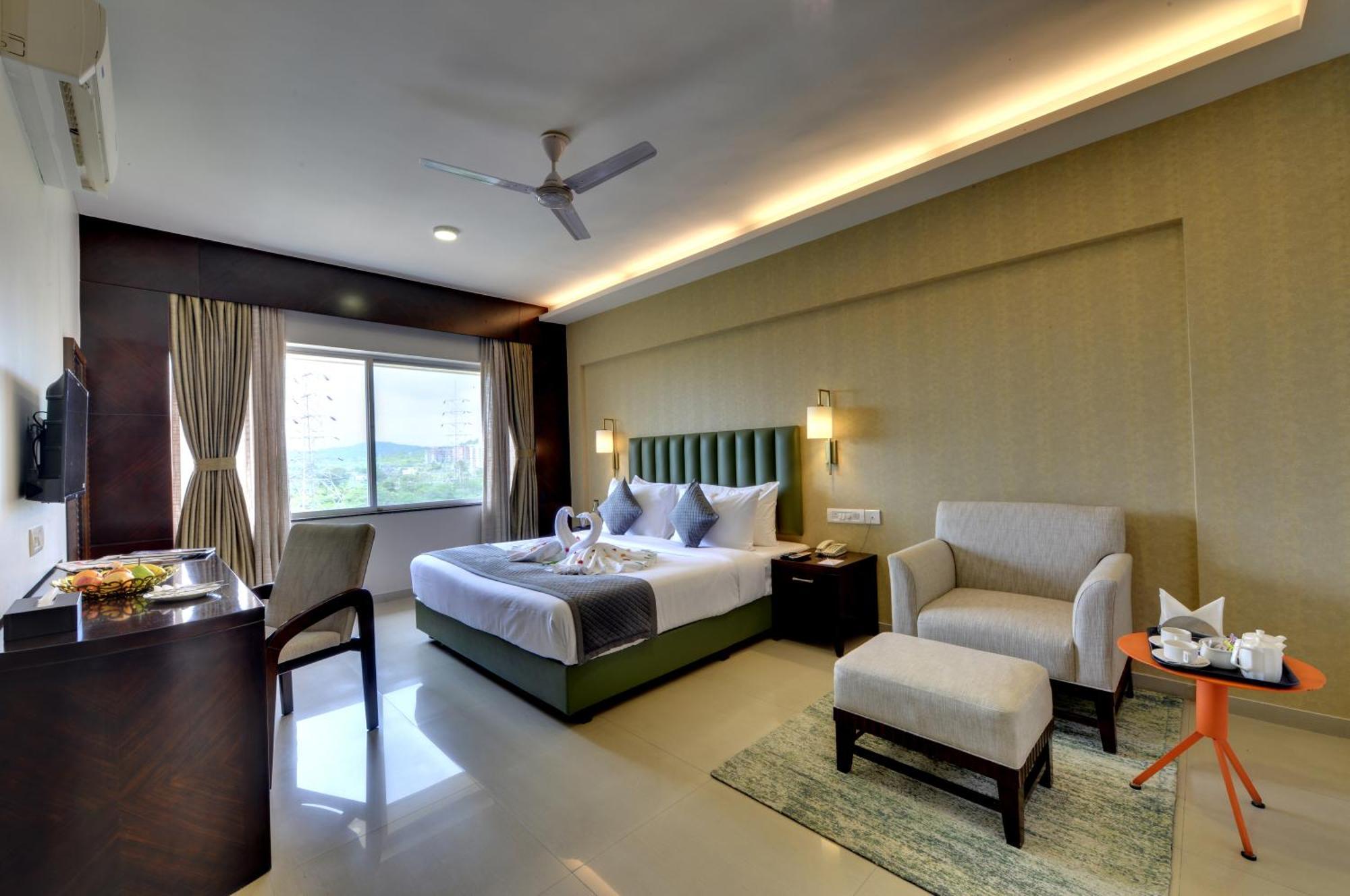 The Fern Residency, Vadgaon - Talegaon, Pune Kültér fotó